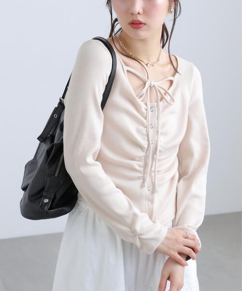 FREE'S MART(フリーズマート)の「◆フロントギャザーデコルテカットソー(Tシャツ/カットソー・レディース・ホワイト/グレー系その他/グレー/ホワイト系その他/ブラウン・FREE)」の2枚目の写真