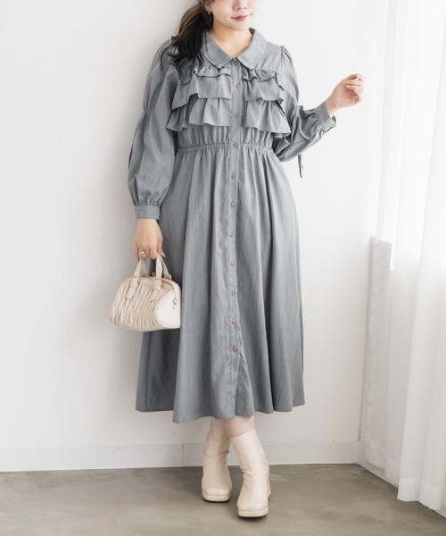 CLETTE(クレット)の「フリルティアード長袖シャツワンピース(ワンピース・レディース・ブルー/ネイビー/ワイン・LL/4L/3L)」の12枚目の写真