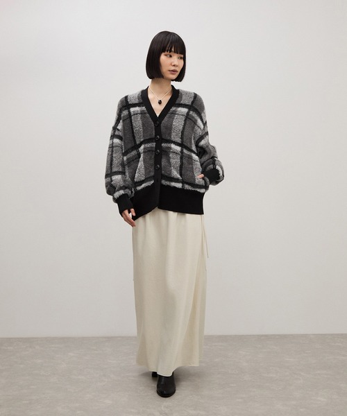 ADAM ET ROPE'(アダムエロペ)の「【WEB限定】ジャカードフェザーカーディガン(カーディガン/ボレロ・レディース・ブラウン系その他/グレー/ダークブラウン・FREE)」の5枚目の写真