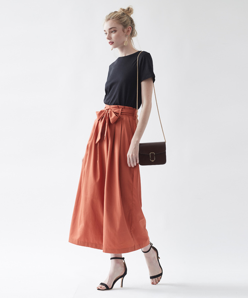 titivate（ティティベイト）の「フロントタックワイドフレアパンツ（その他パンツ・レディース・ネイビー/イエロー/オレンジ/ライトベージュ/ブルー・L/M/S）」の5枚目の写真