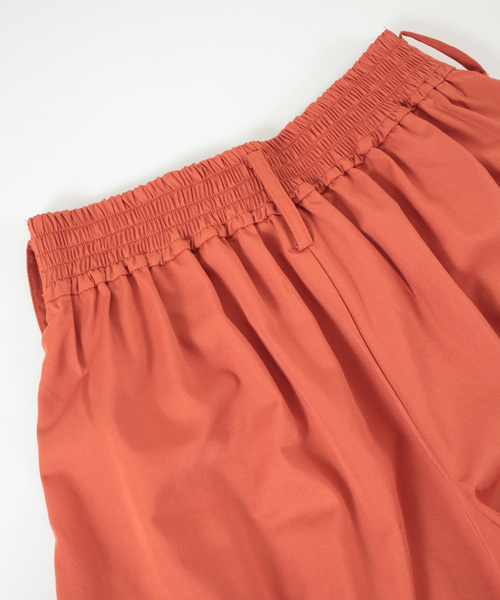 titivate（ティティベイト）の「フロントタックワイドフレアパンツ（その他パンツ・レディース・ネイビー/イエロー/オレンジ/ライトベージュ/ブルー・L/M/S）」の8枚目の写真