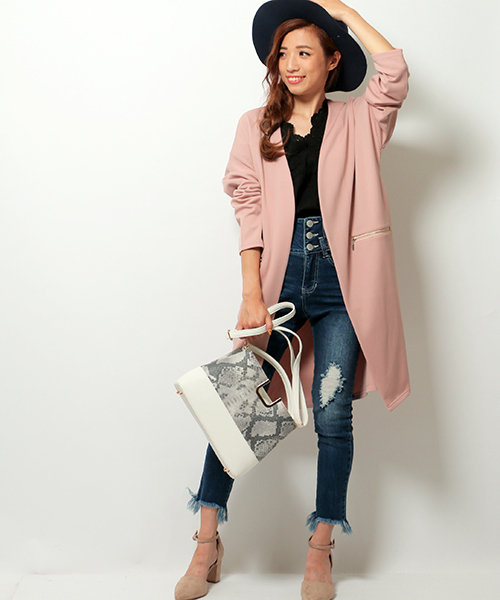 VENCEEXCHANGE（ヴァンスエクスチェンジ）の「カットBノーカラーコート（その他アウター・レディース・ブラック/グレー/ピンク系その他/レッド・MEDIUM）」の3枚目の写真