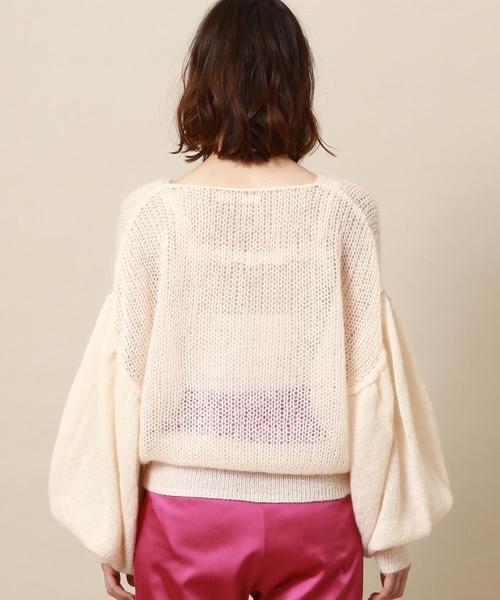 Another Edition（アナザーエディション）の「ボリュームスリーブニットプルオーバー ◆（ニット/セーター・レディース・オフホワイト/ケリー/ピンク・FREE）」の4枚目の写真