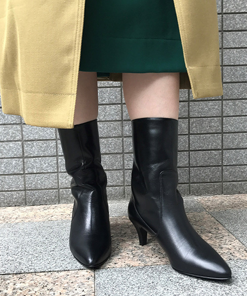 STUDIOUS（ステュディオス）の「ミッドカーフブーツ（ブーツ・レディース・ブラック/バーガンディー・SMALL/MEDIUM）」の6枚目の写真