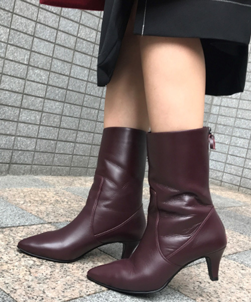 STUDIOUS（ステュディオス）の「ミッドカーフブーツ（ブーツ・レディース・ブラック/バーガンディー・SMALL/MEDIUM）」の7枚目の写真