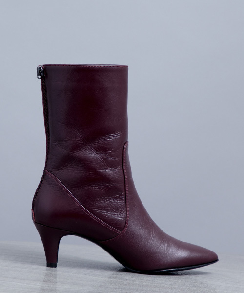 STUDIOUS（ステュディオス）の「ミッドカーフブーツ（ブーツ・レディース・ブラック/バーガンディー・SMALL/MEDIUM）」の12枚目の写真