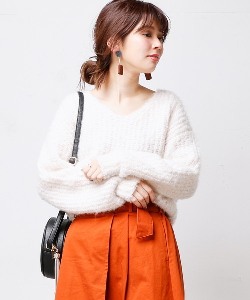 natural couture（ナチュラルクチュール）の「ブークレざっくり畦ニット（ニット/セーター・レディース・グレー/ピンク/グリーン/アイボリー・FREE）」の2枚目の写真