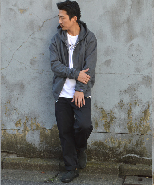 Champion(チャンピオン)の「【champion】 チャンピオン ライト裏起毛 ジップパーカー(パーカー・メンズ・ブラック/グレー/チャコール/ネイビー/シルバーグレー/マルーン・L/M/XL/S/XXL)」の16枚目の写真