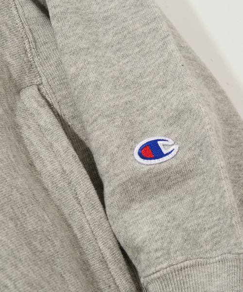 Champion（チャンピオン）の「Champion チャンピオン 別注 / リバースウィーブ スウェット C8-M011（スウェット・メンズ・オフホワイト/グレー/ブラック/ダークネイビー・S/M/L）」の8枚目の写真