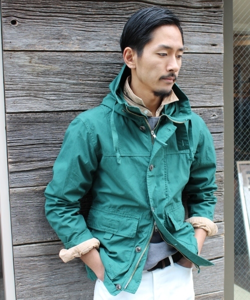 JOURNAL STANDARD（ジャーナルスタンダード）の「ハイミクロピーチフードブルゾン_#（ブルゾン・メンズ・グリーン/ブルー/ゴールド/ターコイズブルー/オレンジ・LARGE/MEDIUM）」の16枚目の写真