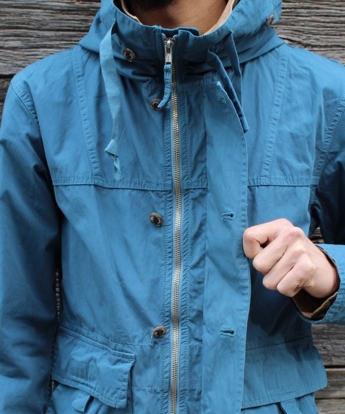 JOURNAL STANDARD（ジャーナルスタンダード）の「ハイミクロピーチフードブルゾン_#（ブルゾン・メンズ・グリーン/ブルー/ゴールド/ターコイズブルー/オレンジ・LARGE/MEDIUM）」の10枚目の写真