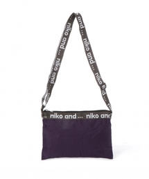 niko and... | オリジナルテープロゴサコッシュ(ショルダーバッグ)