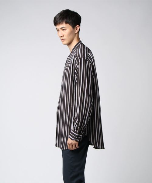 UNITED TOKYO(ユナイテッドトウキョウ)の「マルチストライプオーバーサイズバンドカラー(シャツ/ブラウス・メンズ・ブラック/グリーン・1/2/3)」の3枚目の写真