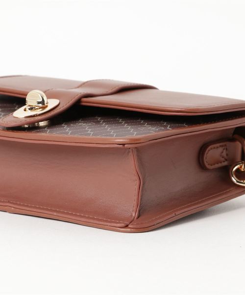 MOUSSY（マウジー）の「MONOGRAM 3WAY POCHETTE Ⅱ（ショルダーバッグ・レディース・ブラック系その他/ブラウン系その他・FREE）」の5枚目の写真