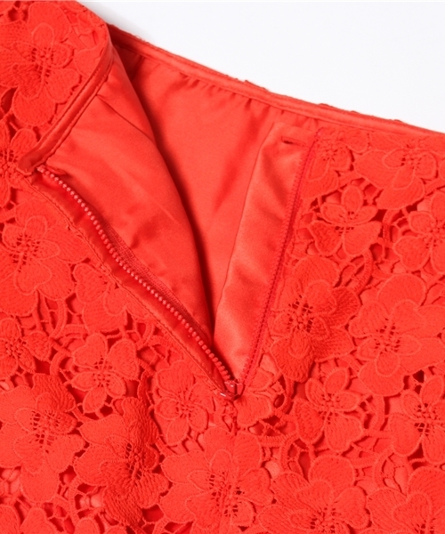 B:MING by BEAMS（ビーミングバイビームス）の「○ビーミング by ビームス / 総レースタイトスカート（スカート・レディース・ホワイト/レッド/ネイビー・LARGE/SMALL/MEDIUM）」の5枚目の写真