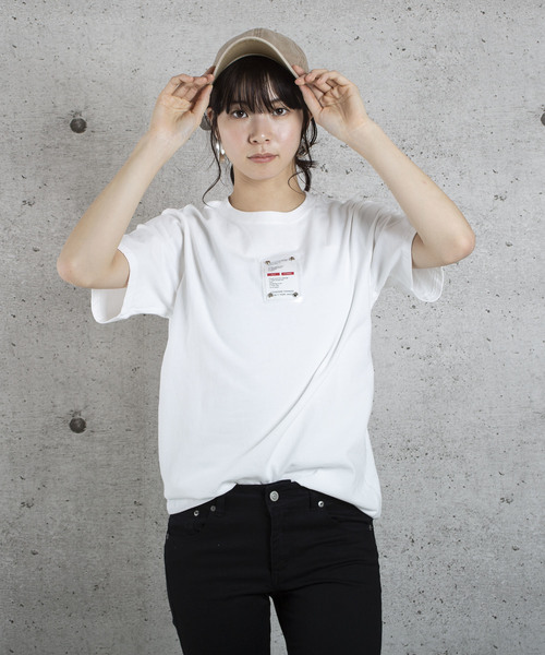 lala Born(ララボーン)の「lalaBorn/タグデザインTシャツ(Tシャツ/カットソー・レディース・ホワイト/ブラック/パープル/ピンク・FREE)」の10枚目の写真