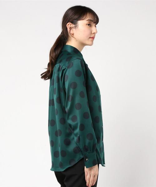 JOHN LAWRENCE SULLIVAN（ジョンローレンスサリバン）の「DOT GATHERED BLOUSE（シャツ/ブラウス・レディース・グリーン・MEDIUM）」の2枚目の写真