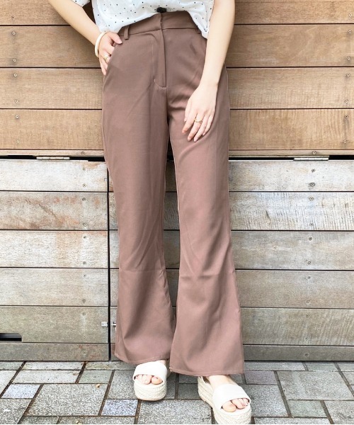 apres jour(アプレジュール)の「フレアパンツ【ZOZOTOWN限定アイテム】(その他パンツ・レディース・ブラック/アイボリー/ベージュ/モカ/ミント/グリーン系その他・SMALL/MEDIUM)」の4枚目の写真