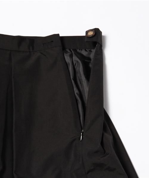 NANO universe(ナノユニバース)の「タックミディフレアスカート(スカート・レディース・ブラック/キャメル/グリーン・FREE)」の9枚目の写真