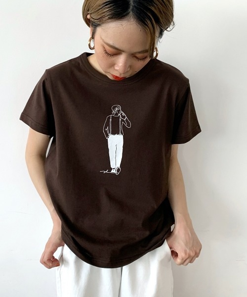 studio CLIP（スタディオクリップ）の「[取扱い店舗限定]イラストレーターyohさんコラボTシャツ（Tシャツ/カットソー・レディース・グリーン系その他6/ホワイト系その他7/ブラウン系その他5/ホワイト系その他4/ブラック系その他3/カーキ/ホワイト系その他/グレー系その他2/ホワイト/オレンジ/ブルー/ベージュ・FREE）」の8枚目の写真