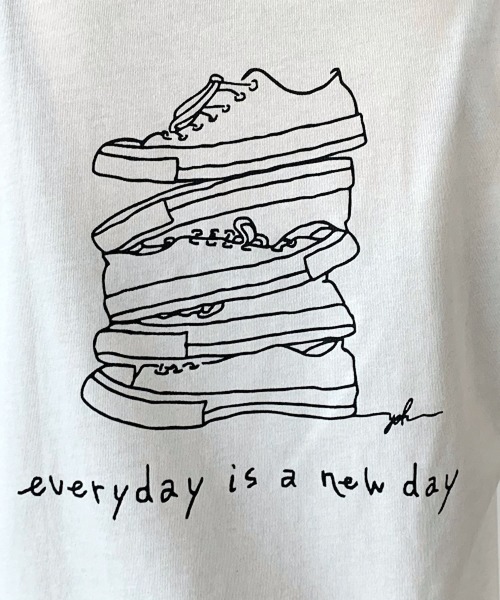 studio CLIP（スタディオクリップ）の「[取扱い店舗限定]イラストレーターyohさんコラボTシャツ（Tシャツ/カットソー・レディース・グリーン系その他6/ホワイト系その他7/ブラウン系その他5/ホワイト系その他4/ブラック系その他3/カーキ/ホワイト系その他/グレー系その他2/ホワイト/オレンジ/ブルー/ベージュ・FREE）」の15枚目の写真