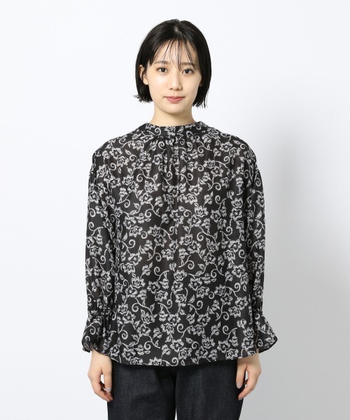 PAGEBOY（ページボーイ）の「モノトーンフラワー2WAYDカンブラウス（シャツ/ブラウス・レディース・ブラック/アイボリー・FREE）」の7枚目の写真