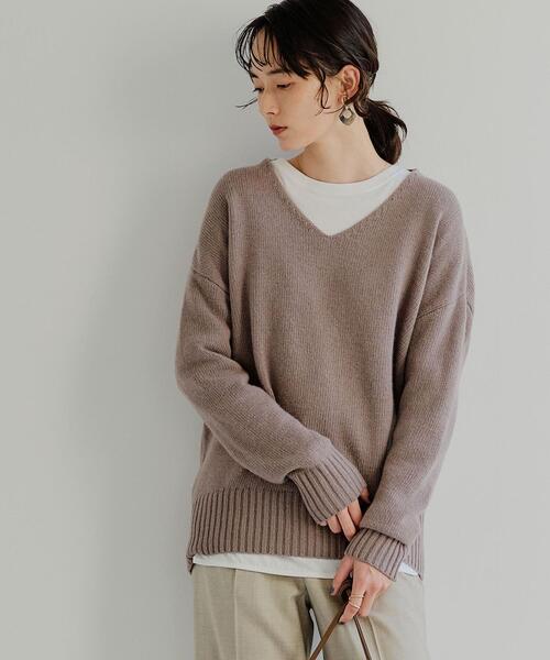 green label relaxing（グリーンレーベルリラクシング）の「FFC W/CA Vネック プルオーバー ニット（ニット/セーター・レディース・オフホワイト/モカ/パープル/ライトブルー・FREE）」の5枚目の写真