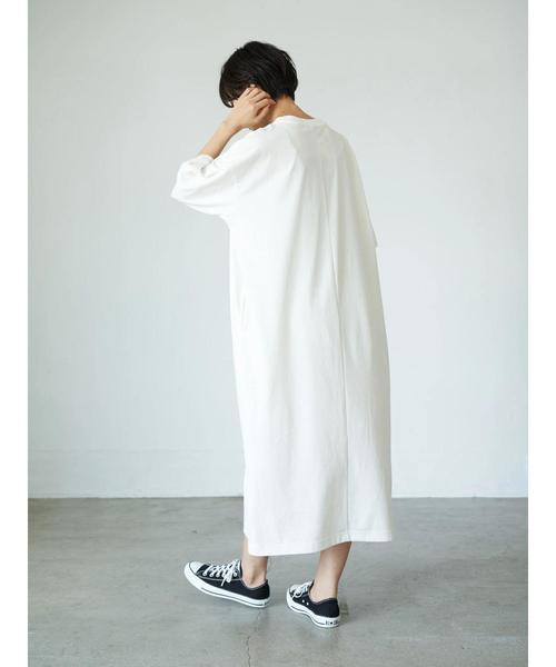 AMERICAN HOLIC(アメリカンホリック)の「ポケット付きBIG5分袖カットワンピース *〇(ワンピース・レディース・ブラック/オフホワイト/グリーン/キャメル・FREE)」の7枚目の写真