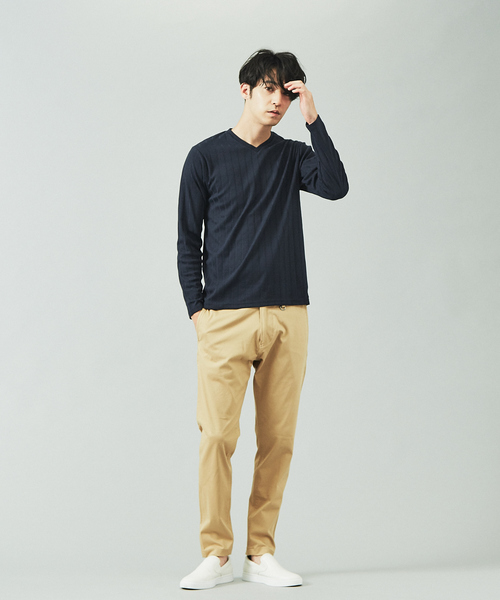 ABAHOUSE GRAY(アバハウスグレイ)の「【展開店舗限定】汗染軽減 針抜リブ Vネック長袖 Tシャツ(Tシャツ/カットソー・メンズ・ホワイト/グレイッシュベージュ/ネイビー/ブラック・46/48)」の5枚目の写真