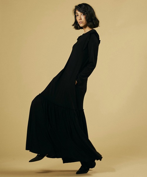 Sov.(ソブ)の「Grandich Wool クリアスムース super120s マキシワンピース(ワンピース・レディース・ライトグレー/ブラック/モカ・38/36)」の6枚目の写真