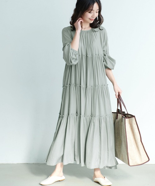 coca(coca)(コカ)の「とろみサテンティアードワンピース(ワンピース・レディース・グレー/ライトグリーン・ONE SIZE)」の1枚目の写真