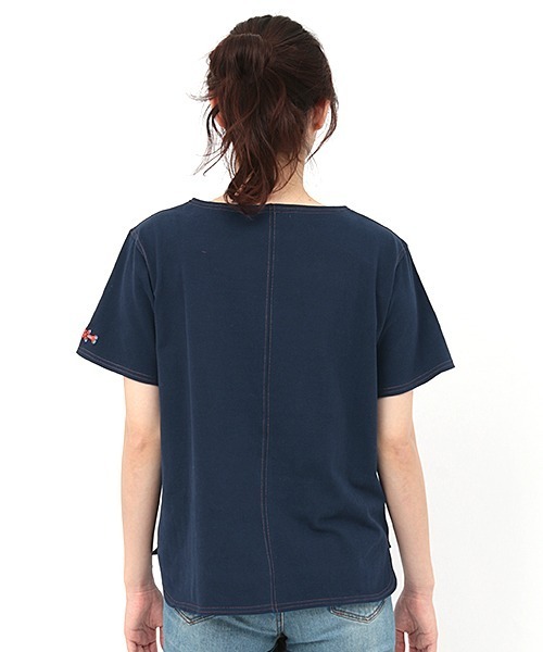 チチカカ（チチカカ）の「ワンポイント刺繍Ｔシャツ（Tシャツ/カットソー・レディース・パープル/ネイビー/オフホワイト/グリーン・MEDIUM/LARGE）」の10枚目の写真