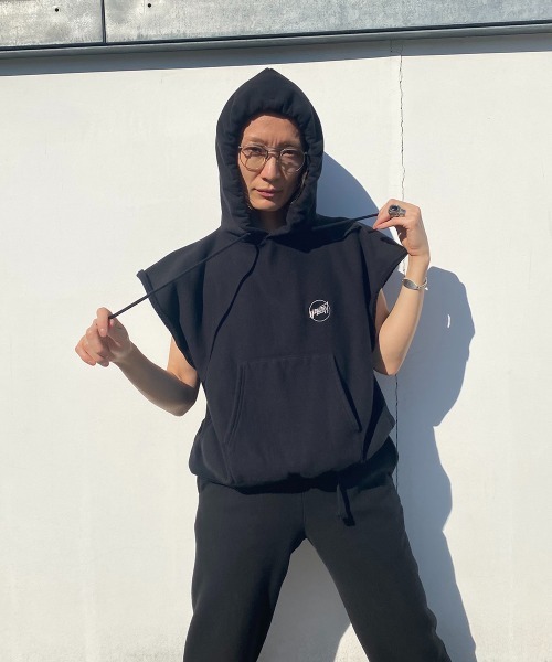 HOLIDAY ウルトラヘビースウェットフーディ ULTRA HEAVY SWEAT ZIP-UP HOODIE（HOLIDAY）｜HOLIDAY