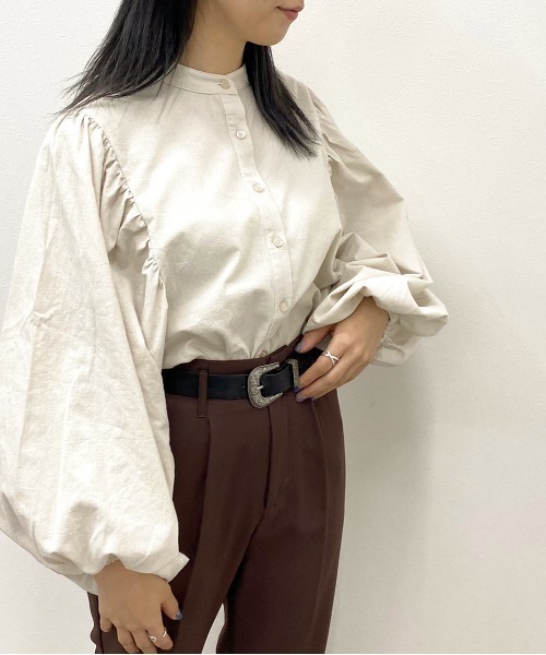 apres jour mignon(アプレジュールミニョン)の「袖ボリュームバンドカラーシャツ【ZOZOTOWN限定アイテム】(シャツ/ブラウス・レディース・ブルー系その他/アイボリー/ブラック/ベージュ・X-LARGE/フリー)」の20枚目の写真