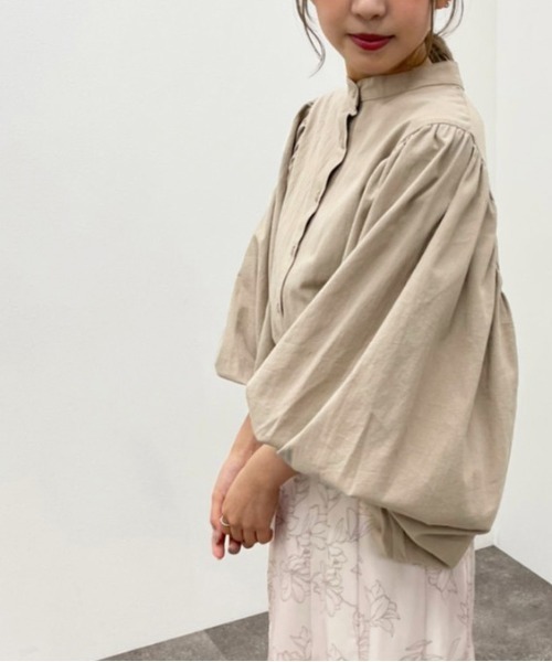 apres jour mignon(アプレジュールミニョン)の「袖ボリュームバンドカラーシャツ【ZOZOTOWN限定アイテム】(シャツ/ブラウス・レディース・ブルー系その他/アイボリー/ブラック/ベージュ・X-LARGE/フリー)」の14枚目の写真