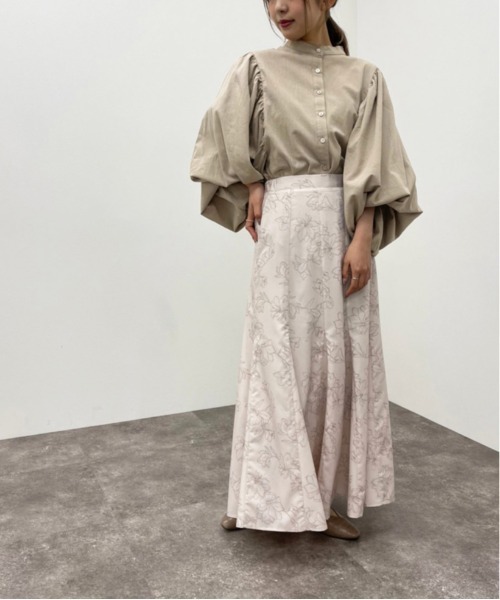apres jour mignon(アプレジュールミニョン)の「袖ボリュームバンドカラーシャツ【ZOZOTOWN限定アイテム】(シャツ/ブラウス・レディース・ブルー系その他/アイボリー/ブラック/ベージュ・X-LARGE/フリー)」の17枚目の写真