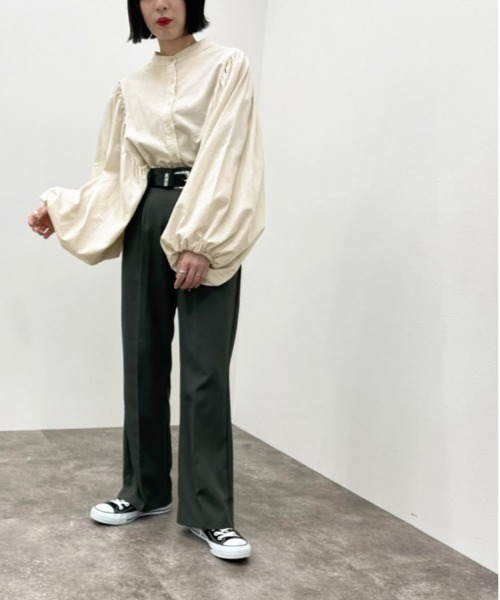 apres jour mignon(アプレジュールミニョン)の「袖ボリュームバンドカラーシャツ【ZOZOTOWN限定アイテム】(シャツ/ブラウス・レディース・ブルー系その他/アイボリー/ブラック/ベージュ・X-LARGE/フリー)」の9枚目の写真