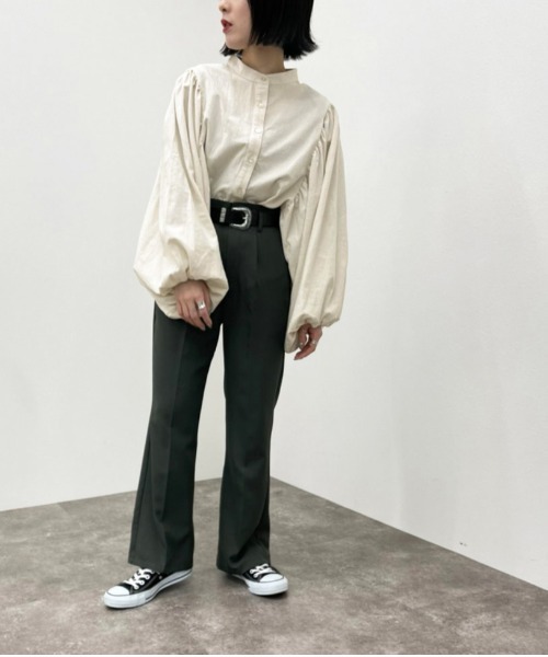 apres jour mignon(アプレジュールミニョン)の「袖ボリュームバンドカラーシャツ【ZOZOTOWN限定アイテム】(シャツ/ブラウス・レディース・ブルー系その他/アイボリー/ブラック/ベージュ・X-LARGE/フリー)」の10枚目の写真