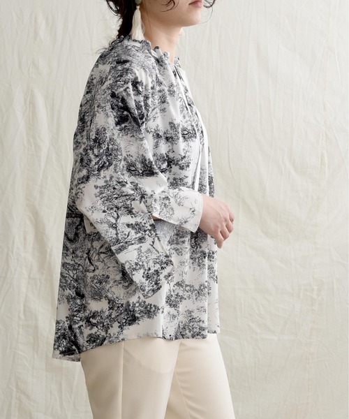 LHELBIE（レルビエ）の「ドロストタイブラウス（シャツ/ブラウス・レディース・ブラック/ベージュ/ネイビー/ブルー・M）」の22枚目の写真