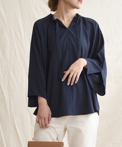 LHELBIE（レルビエ）の「ドロストタイブラウス（シャツ/ブラウス・レディース・ブラック/ベージュ/ネイビー/ブルー・M）」の7枚目の写真
