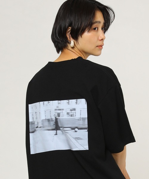 FRANKLIN & MARSHALL（フランクリンマーシャル）の「FRANKLIN ＆ MARSHALL/フランクリンマーシャル 別注フォトプリントTシャツ（Tシャツ/カットソー・レディース・ブラック/ホワイト・マルチサイズ）」の19枚目の写真