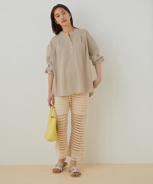 ADAM ET ROPE'(アダムエロペ)の「【アウトレット店舗・WEB限定】フレンチツイルギャザーブラウス(シャツ/ブラウス・レディース・ライトグレー/ベージュ/サックスブルー・FREE)」の12枚目の写真