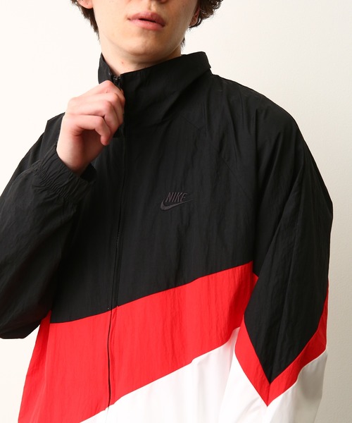 NIKE(ナイキ)の「ナイキ HBR STMT ウーブン ジャケット(ナイロンジャケット・メンズ・ブラック/ブラック系その他/ホワイト・M/L)」の17枚目の写真