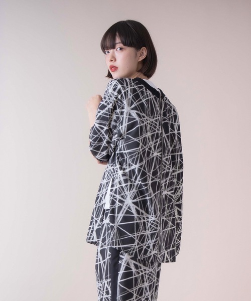 La SRIC（ラスリック）の「La SRIC / スラッシュ柄2WAYブラウス 【セットアップ可】（シャツ/ブラウス・レディース・ブラック/オフホワイト・38）」の13枚目の写真