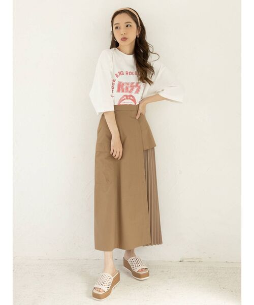 COTORICA（コトリカ）の「KISS ツアーロゴルーズT【UNISEX】（Tシャツ/カットソー・レディース・ブラック/オフホワイト・SMALL/LARGE）」の8枚目の写真