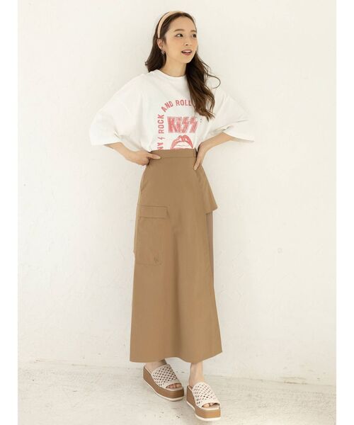 COTORICA（コトリカ）の「KISS ツアーロゴルーズT【UNISEX】（Tシャツ/カットソー・レディース・ブラック/オフホワイト・SMALL/LARGE）」の7枚目の写真