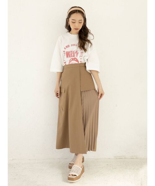 COTORICA（コトリカ）の「KISS ツアーロゴルーズT【UNISEX】（Tシャツ/カットソー・レディース・ブラック/オフホワイト・SMALL/LARGE）」の5枚目の写真