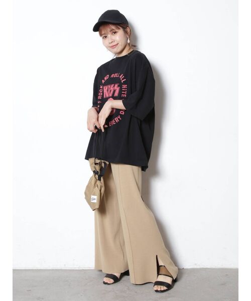 COTORICA（コトリカ）の「KISS ツアーロゴルーズT【UNISEX】（Tシャツ/カットソー・レディース・ブラック/オフホワイト・SMALL/LARGE）」の14枚目の写真