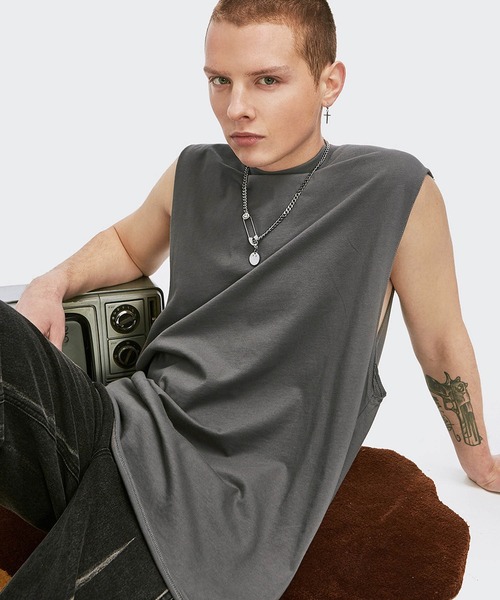 INFLATION(インフレーション)の「INFLATION(インフレーション)カットオフクルーネックタンクトップ カットソー ノースリーブ(タンクトップ・メンズ・ホワイト/チャコールグレー/カーキ/ライトグリーン・M/L/XL)」の6枚目の写真