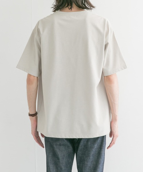 UR Lab.（アーバンリサーチラボ）の「ヒヤサラクールルーズポケットTシャツ(5分袖)（Tシャツ/カットソー・メンズ・ホワイト/ブラック/ライトベージュ・MEDIUM/LARGE）」の9枚目の写真